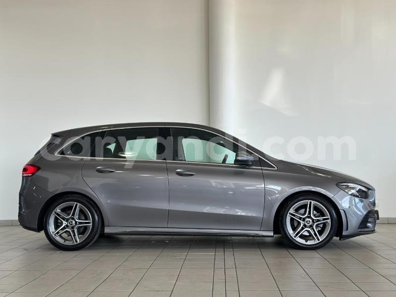 Big with watermark mercedes benz e200 copperbelt chambishi 35650