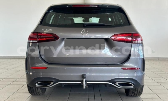 Buy Used Mercedes-Benz E200 Silver Car in Chambishi in Copperbelt Buy Used Mercedes-Benz E200 Silver Car in Chambishi in Copperbelt