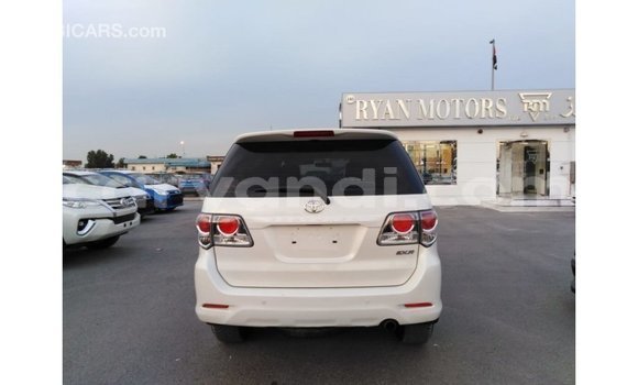 Buy Import Toyota Fortuner White Car in Import - Dubai in Zambia Buy Import Toyota Fortuner White Car in Import - Dubai in Zambia