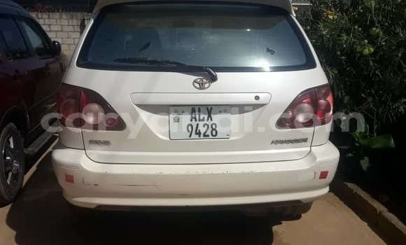 Buy Used Toyota Harrier White Car in Lusaka in Zambia Buy Used Toyota Harrier White Car in Lusaka in Zambia