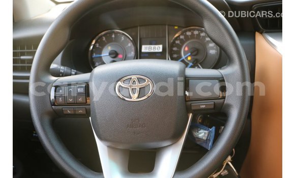 Acheter Import Voiture Toyota Fortuner Noir à Import - Dubai, Zambie Acheter Import Voiture Toyota Fortuner Noir à Import - Dubai, Zambie