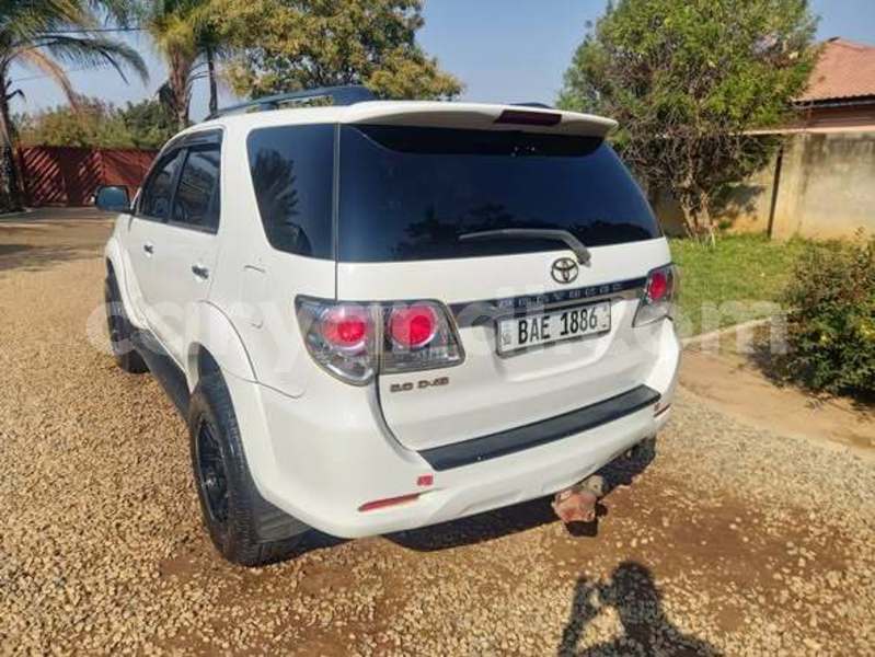 Big with watermark toyota fortuner zambia lusaka 36104