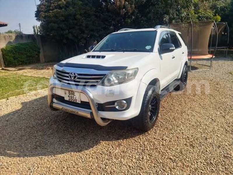 Big with watermark toyota fortuner zambia lusaka 36104