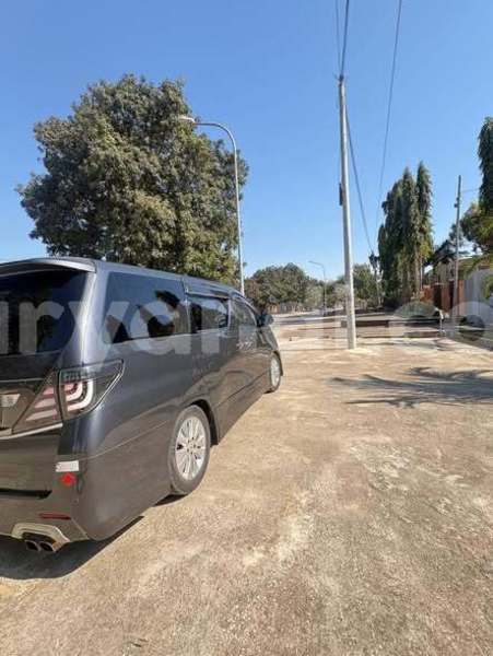 Big with watermark toyota vellfire zambia lusaka 36105