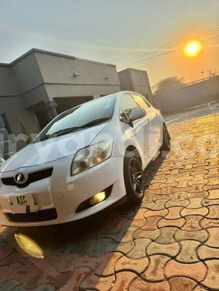 Big with watermark toyota yaris zambia lusaka 36107
