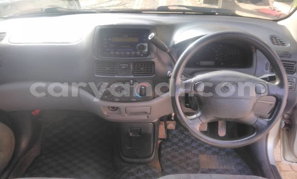 Acheter Occasion Voiture Toyota Raum Autre à Lusaka, Zambie Acheter Occasion Voiture Toyota Raum Autre à Lusaka, Zambie