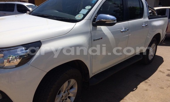 Tenga Tsaru Toyota Hilux Chena Mota in Lusaka in Zambia Tenga Tsaru Toyota Hilux Chena Mota in Lusaka in Zambia