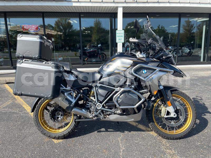 Big with watermark bmw r1200gs adventure zambia livingstone 36401