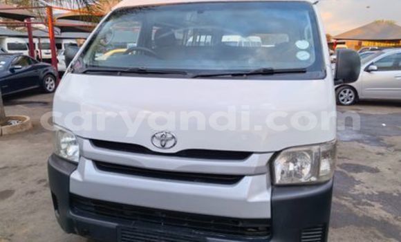 Buy Used Toyota Coaster White Car in Chililabombwe in Copperbelt Buy Used Toyota Coaster White Car in Chililabombwe in Copperbelt