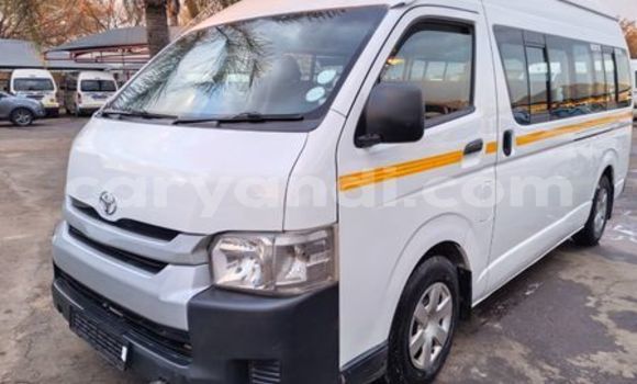 Buy Used Toyota Coaster White Car in Chililabombwe in Copperbelt Buy Used Toyota Coaster White Car in Chililabombwe in Copperbelt