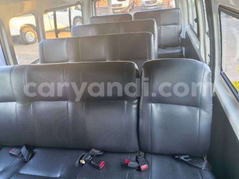 Big with watermark toyota coaster copperbelt chililabombwe 36508