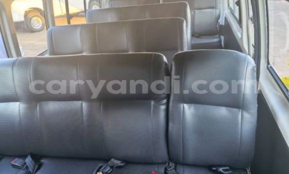 Buy Used Toyota Coaster White Car in Chililabombwe in Copperbelt Buy Used Toyota Coaster White Car in Chililabombwe in Copperbelt