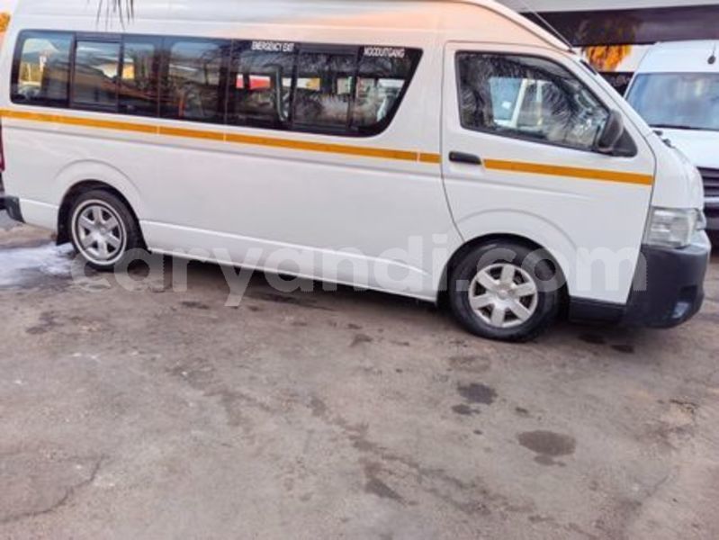 Big with watermark toyota coaster copperbelt chililabombwe 36508
