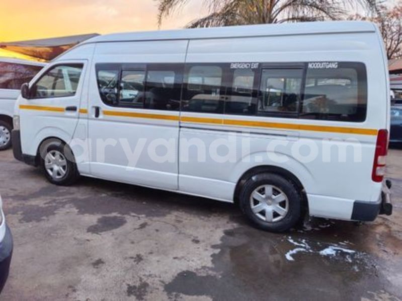 Big with watermark toyota coaster copperbelt chililabombwe 36508