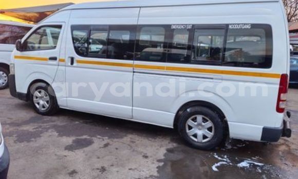 Buy Used Toyota Coaster White Car in Chililabombwe in Copperbelt Buy Used Toyota Coaster White Car in Chililabombwe in Copperbelt