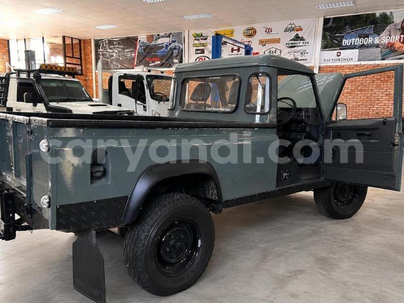 Big with watermark land rover defender zambia chipata 36510