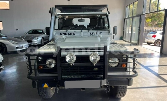 Buy Used Land Rover Defender Silver Car in Choma in Southern