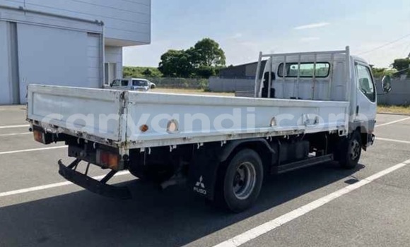 Buy Used Mitsubishi Canter White Truck in Lusaka in Zambia Buy Used Mitsubishi Canter White Truck in Lusaka in Zambia