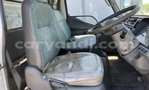 Buy Used Mitsubishi Canter White Truck in Lusaka in Zambia Buy Used Mitsubishi Canter White Truck in Lusaka in Zambia