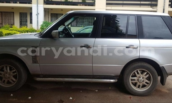 Buy Used Land Rover Range Rover Vogue Silver Car in Lusaka in Zambia Buy Used Land Rover Range Rover Vogue Silver Car in Lusaka in Zambia