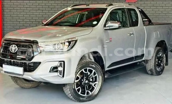 Buy Used Toyota Hilux Silver Car in Chingola in Zambia Buy Used Toyota Hilux Silver Car in Chingola in Zambia