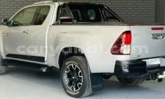 Buy Used Toyota Hilux Silver Car in Chingola in Zambia Buy Used Toyota Hilux Silver Car in Chingola in Zambia