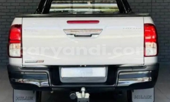 Buy Used Toyota Hilux Silver Car in Chingola in Zambia Buy Used Toyota Hilux Silver Car in Chingola in Zambia