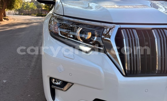 Buy Used Toyota Land Cruiser Prado White Car in Lusaka in Zambia Buy Used Toyota Land Cruiser Prado White Car in Lusaka in Zambia