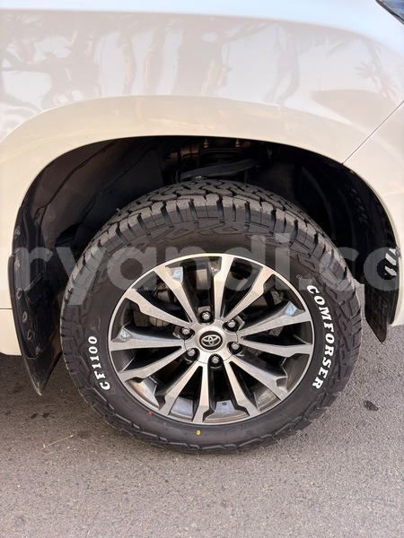 Big with watermark toyota land cruiser prado zambia lusaka 36694