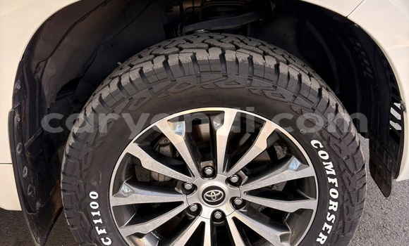 Buy Used Toyota Land Cruiser Prado White Car in Lusaka in Zambia Buy Used Toyota Land Cruiser Prado White Car in Lusaka in Zambia