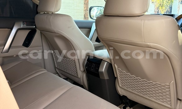 Buy Used Toyota Land Cruiser Prado White Car in Lusaka in Zambia Buy Used Toyota Land Cruiser Prado White Car in Lusaka in Zambia