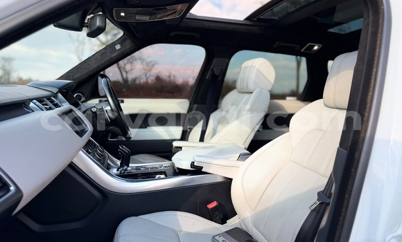 Buy Used Range Rover Range Rover White Car in Lusaka in Zambia Buy Used Range Rover Range Rover White Car in Lusaka in Zambia