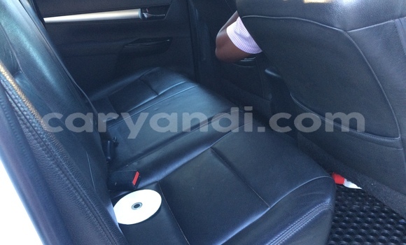 Acheter Occasion Voiture Toyota Hilux Blanc à Lusaka, Zambie Acheter Occasion Voiture Toyota Hilux Blanc à Lusaka, Zambie
