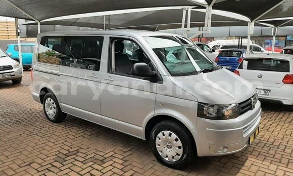 Buy Used Volkswagen Transporter Silver Car in Solwezi in North-Western