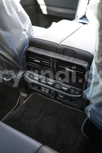 Big with watermark toyota land cruiser zambia lusaka 36967