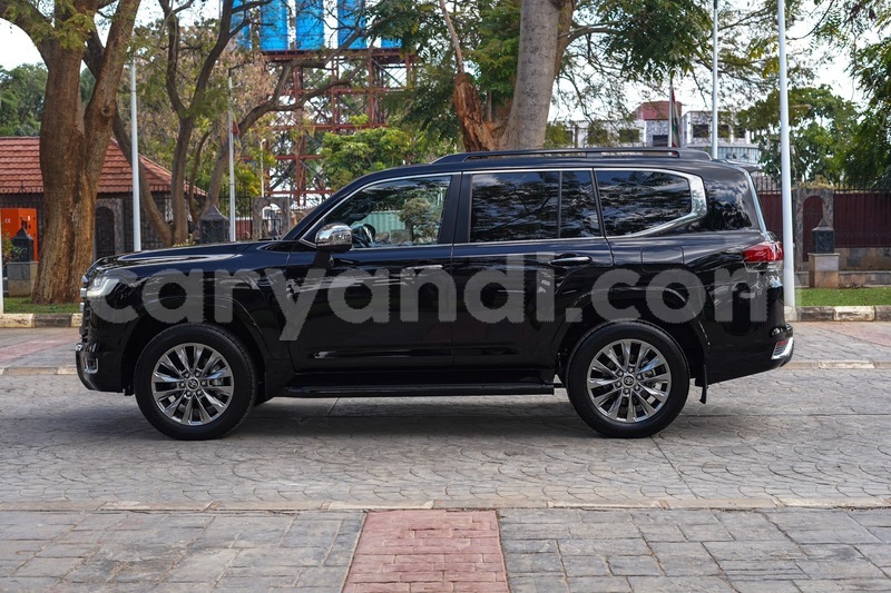Big with watermark toyota land cruiser zambia lusaka 36967