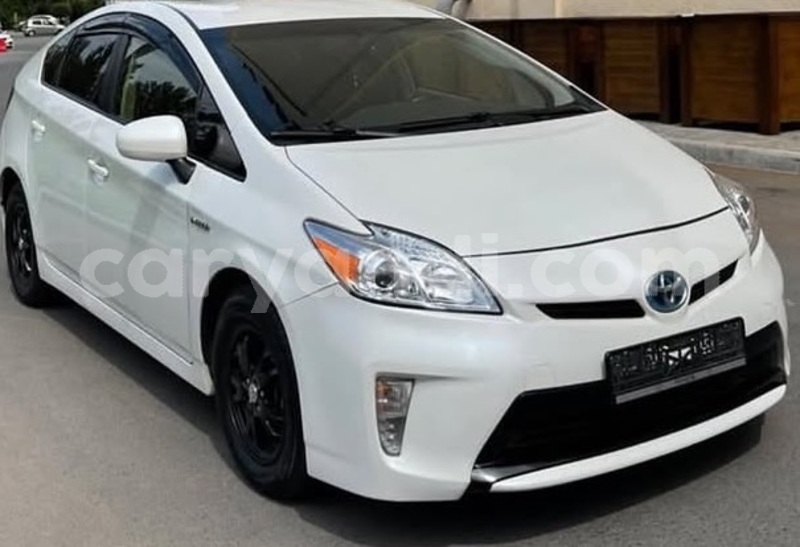 Big with watermark toyota prius zambia lusaka 37016