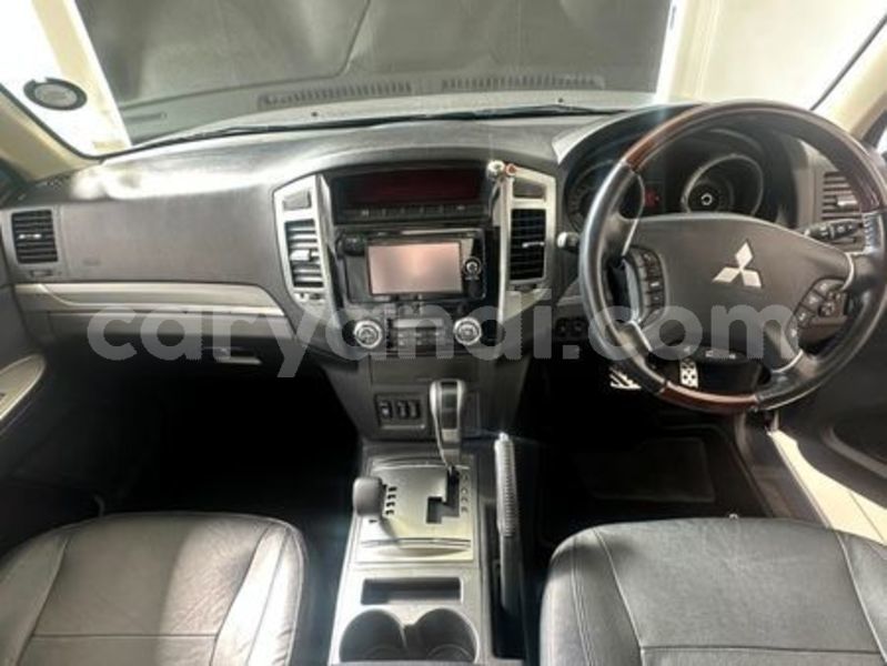 Big with watermark mitsubishi pajero zambia chipata 37090