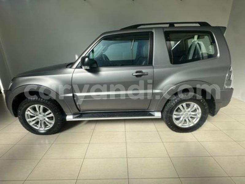 Big with watermark mitsubishi pajero zambia chipata 37090