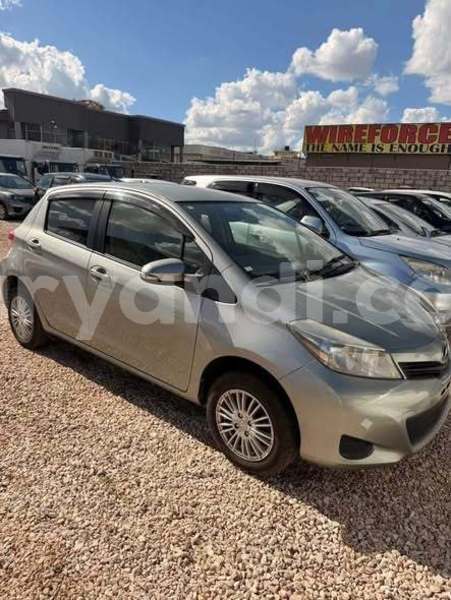 Big with watermark toyota vitz zambia lusaka 37512