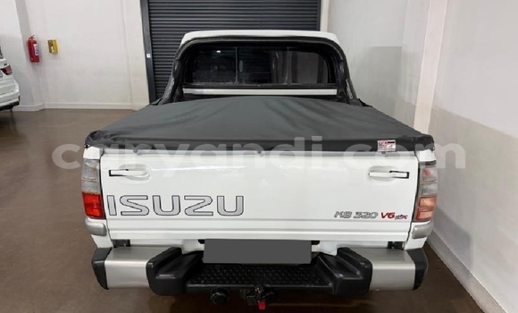 Buy Used Isuzu KB White Car in Chambishi in Copperbelt Buy Used Isuzu KB White Car in Chambishi in Copperbelt