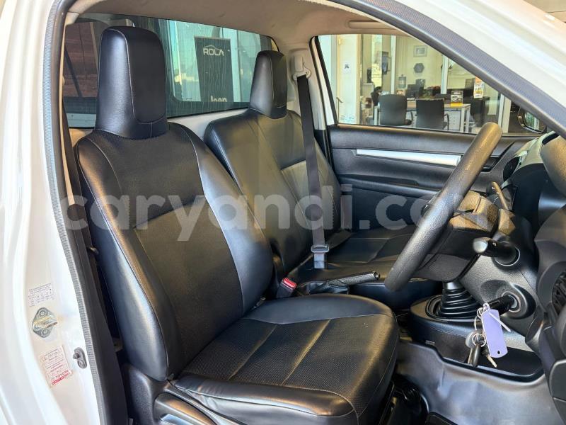 Big with watermark toyota hilux zambia chipata 37529