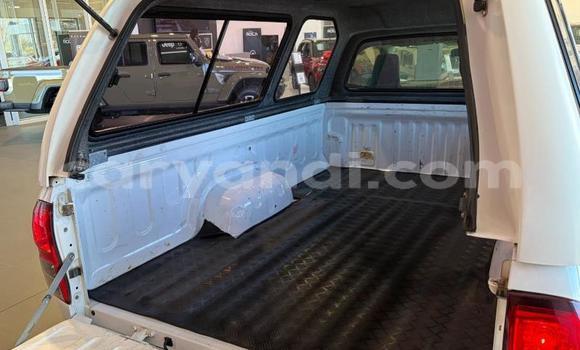 Buy Used Toyota Hilux White Car in Chipata in Zambia Buy Used Toyota Hilux White Car in Chipata in Zambia