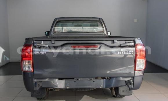 Buy Used Toyota Hilux Silver Car in Choma in Southern Buy Used Toyota Hilux Silver Car in Choma in Southern