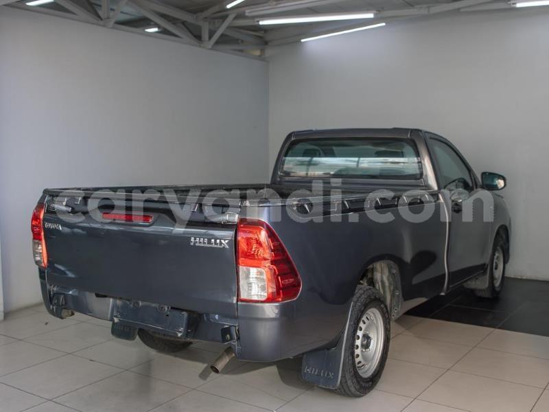 Big with watermark toyota hilux southern choma 37530