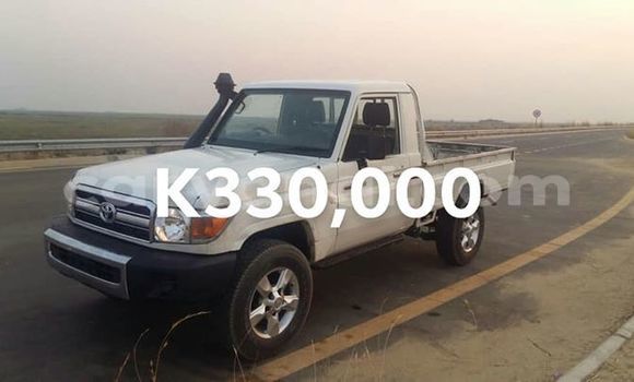 Buy Used Toyota Pickup White Car in Lusaka in Zambia Buy Used Toyota Pickup White Car in Lusaka in Zambia