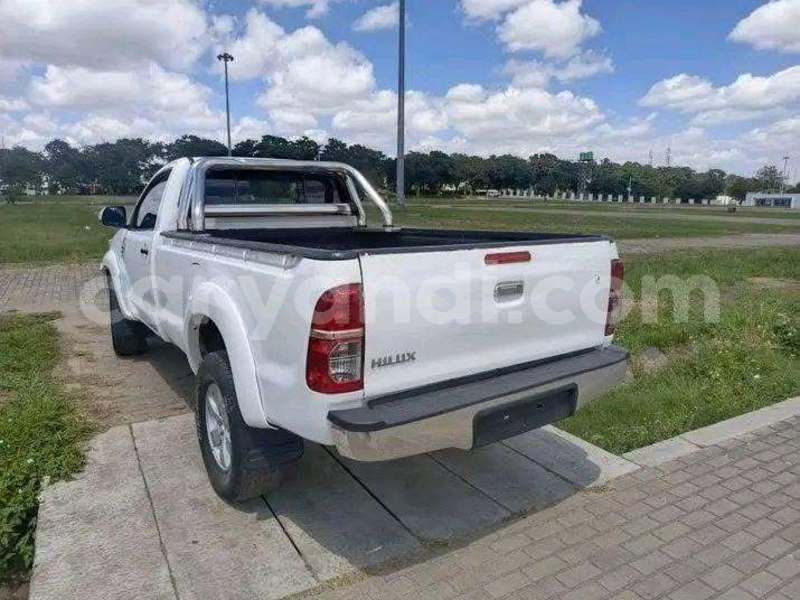 Big with watermark toyota hilux zambia lusaka 37875