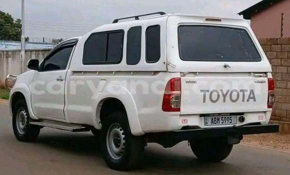 Buy Used Toyota Hilux White Car in Lusaka in Zambia Buy Used Toyota Hilux White Car in Lusaka in Zambia