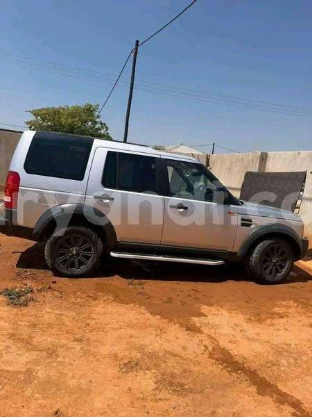 Big with watermark land rover discovery zambia lusaka 37880