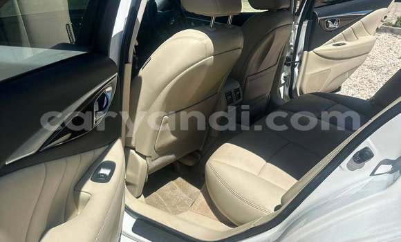 Buy Used Infiniti FX–Series White Car in Lusaka in Zambia Buy Used Infiniti FX–Series White Car in Lusaka in Zambia